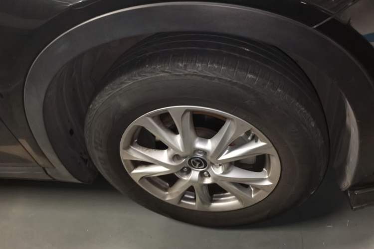 Used Mazda CX-4 2018 2.0L Automatic Two-Wheel Drive Blue Sky Exploration Version China V Standard Right Front Wheel Hub
