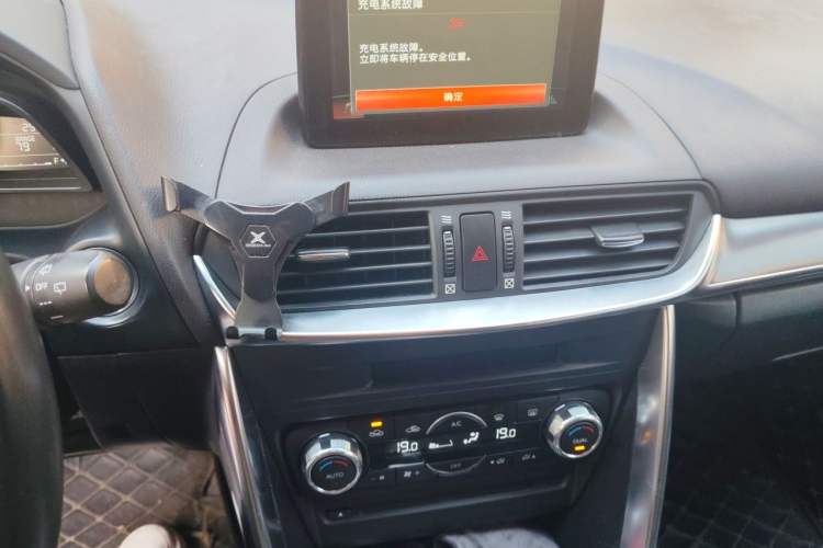 Used Mazda CX-4 2018 2.0L Automatic Two-Wheel Drive Blue Sky Luxury Edition Audio And AC Panel