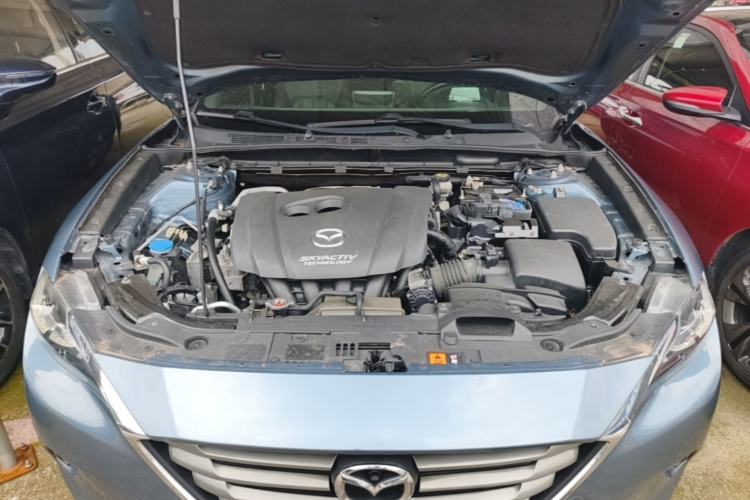 Used Mazda CX-4 2018 2.0L Automatic Two-Wheel Drive Blue Sky Leading Edition China V Standard Engine Bay