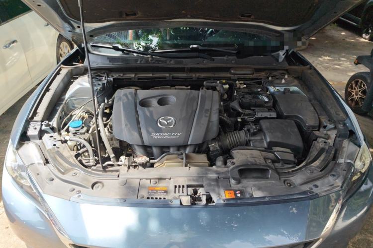 Used Mazda CX-4 2018 2.0L Automatic Two-Wheel Drive Blue Sky Dynamic Version China VI Standard Engine Bay