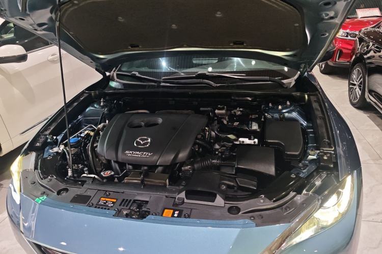 Used Mazda CX-4 2018 2.0L Automatic Two-Wheel Drive Blue Sky Dynamic Version China V Standard Engine Bay