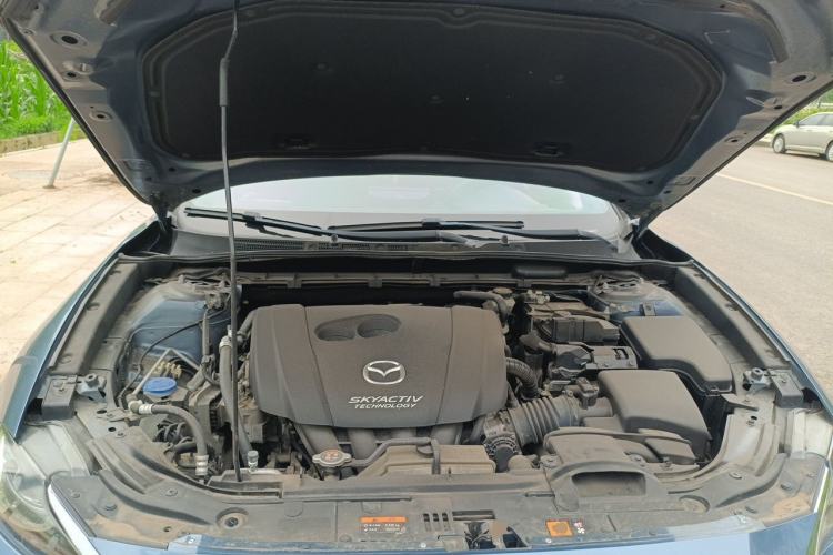 Used Mazda CX-4 2018 2.0L Automatic Two-Wheel Drive Blue Sky Dynamic Version China V Standard Engine Bay