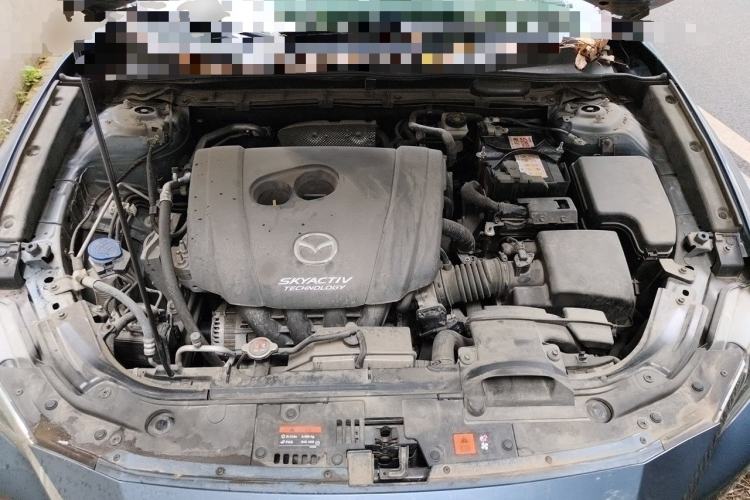 Used Mazda CX-4 2018 2.0L Automatic Two-Wheel Drive Blue Sky Premium Upgrade Version China VI Standard Engine Bay