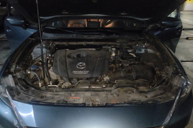 Used Mazda CX-4 2018 2.0L Automatic Two-Wheel Drive Blue Sky Dynamic Version China V Standard Engine Bay