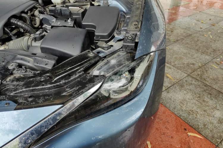 Used Mazda CX-4 2018 2.0L Automatic Two-Wheel Drive Blue Sky Luxury Edition Engine Bay Left