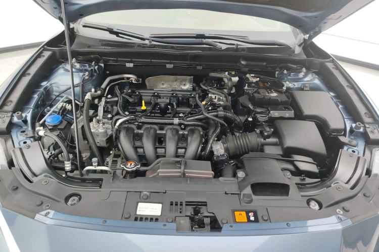 Used Mazda CX-4 2018 2.0L Automatic Two-Wheel Drive Blue Sky Dynamic Version China VI Standard Engine Bay