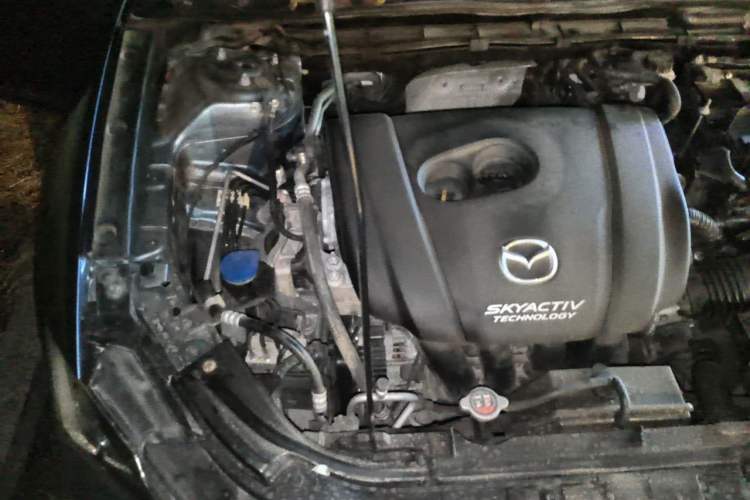 Used Mazda CX-4 2018 2.5L Automatic 4x4 Skyactiv GT Sport Edition China V Standard Engine Bay Right
