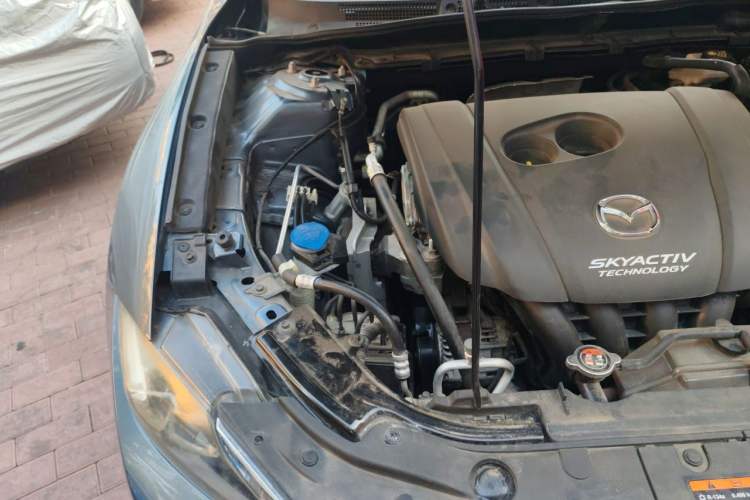 Used Mazda CX-4 2018 2.0L Automatic Two-Wheel Drive Blue Sky Luxury Edition Engine Bay Right