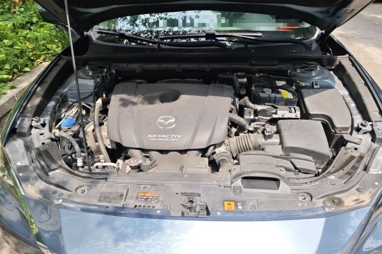 Used Mazda CX-4 2018 2.0L Automatic Two-Wheel Drive Blue Sky Dynamic Version China V Standard Engine Bay