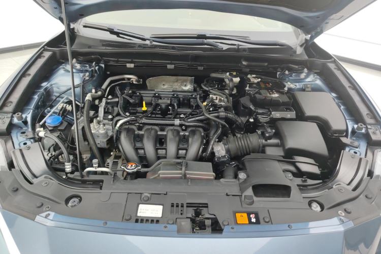 Used Mazda CX-4 2018 2.0L Automatic Two-Wheel Drive Blue Sky Dynamic Version China VI Standard Engine Bay