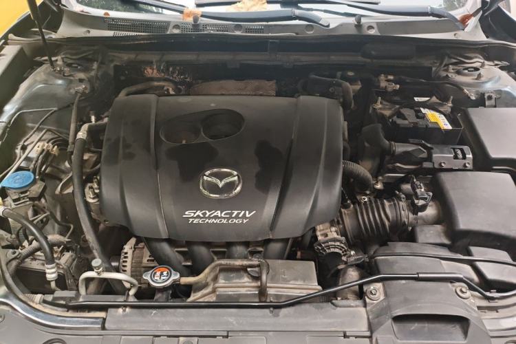Used Mazda CX-4 2018 2.0L Automatic Two-Wheel Drive Blue Sky Dynamic Version China V Standard Engine Bay