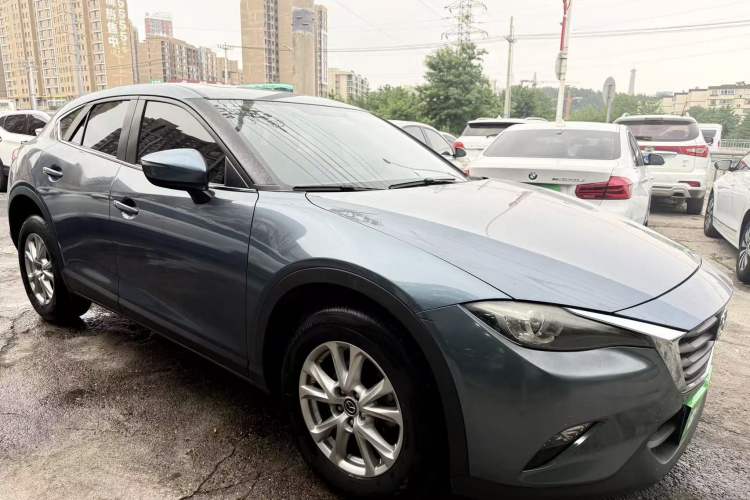 Used Mazda CX-4 2018 2.0L Automatic Two-Wheel Drive Blue Sky Dynamic Version China V Standard Exterior 2