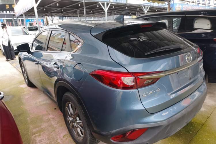 Used Mazda CX-4 2018 2.0L Automatic Two-Wheel Drive Blue Sky Leading Edition China V Standard Exterior 2