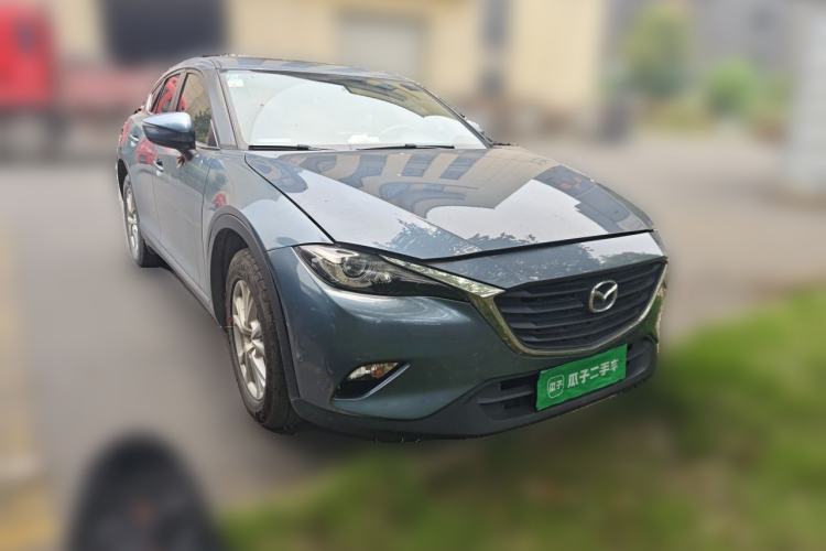 Used Mazda CX-4 2018 2.0L Automatic Two-Wheel Drive Blue Sky Dynamic Version China VI Standard Front Right 45 Deg