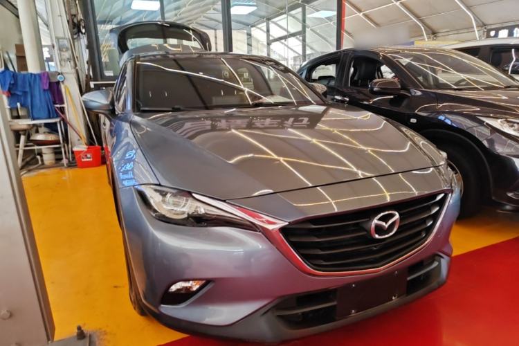 Used Mazda CX-4 2018 2.0L Automatic Two-Wheel Drive Blue Sky Dynamic Version China V Standard Front Right 45 Deg