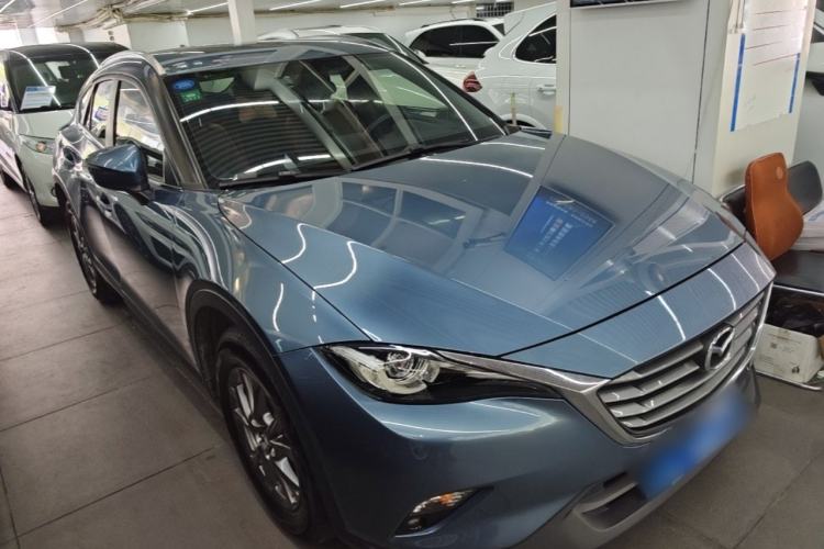 Used Mazda CX-4 2018 2.0L Automatic Two-Wheel Drive Blue Sky Premium Upgrade Version China VI Standard Front Right 45 Deg