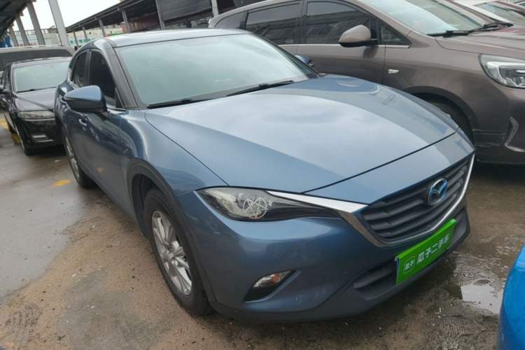 Used Mazda CX-4 2018 2.0L Automatic 2WD Blue Sky Exploration Edition China VI Standard Front Right 45 Deg