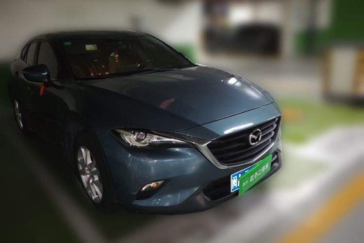Used Mazda CX-4 2018 2.0L Automatic Two-Wheel Drive Blue Sky Dynamic Version China V Standard Front Right 45 Deg
