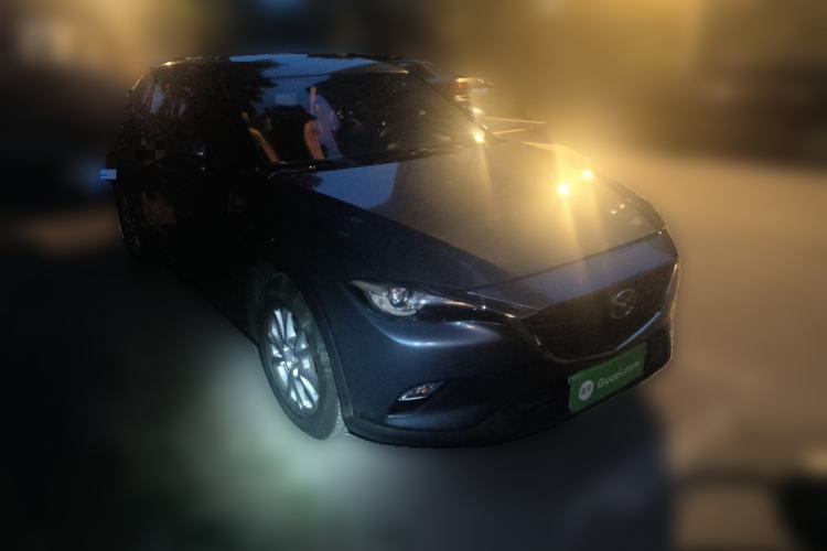 Used Mazda CX-4 2018 2.0L Automatic Two-Wheel Drive Blue Sky Dynamic Version China V Standard Front Right 45 Deg