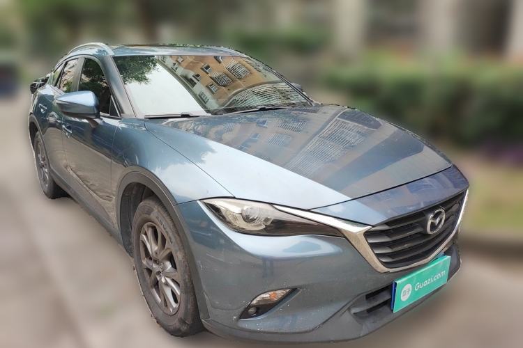 Used Mazda CX-4 2018 2.0L Automatic Two-Wheel Drive Blue Sky Premium Upgrade Version China VI Standard Front Right 45 Deg