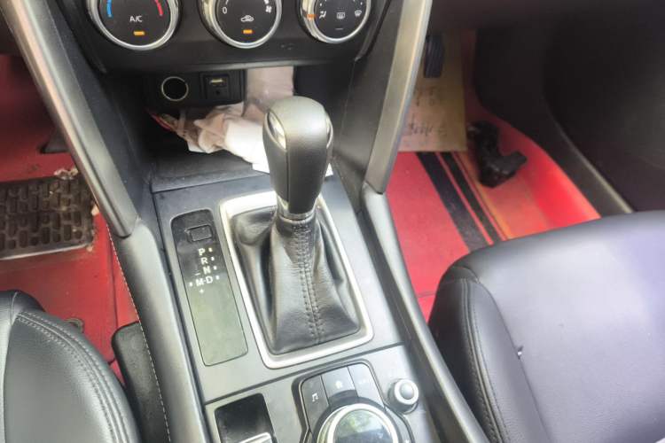 Used Mazda CX-4 2018 2.0L Automatic Two-Wheel Drive Blue Sky Dynamic Version China V Standard Gear Lever
