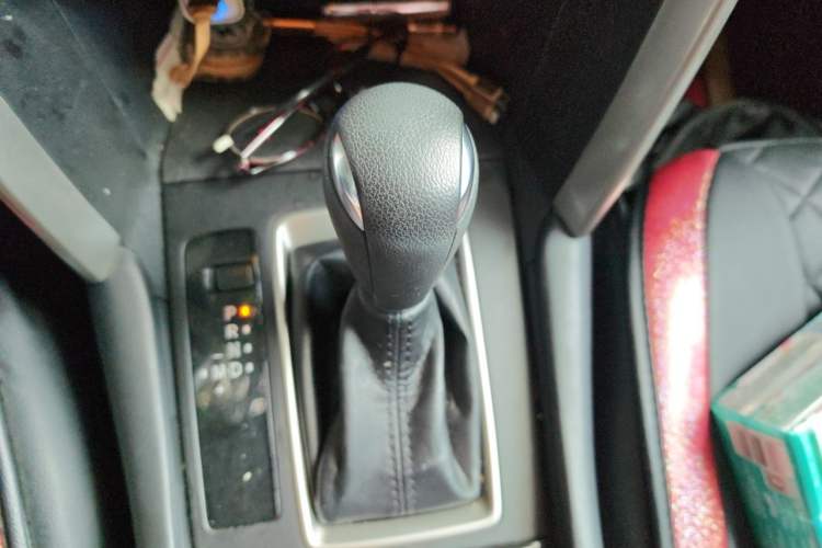 Used Mazda CX-4 2018 2.0L Automatic Two-Wheel Drive Blue Sky Dynamic Version China VI Standard Gear Lever