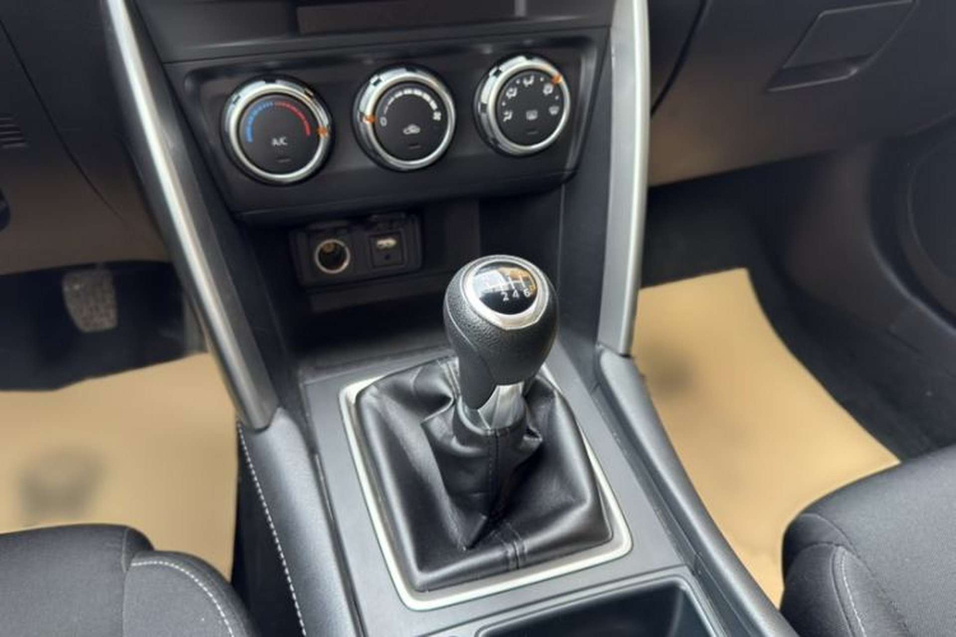 Used Mazda CX-4 2018 2.0L Manual Two-Wheel Drive Blue Sky Dynamic Edition China V Standard Gear Lever