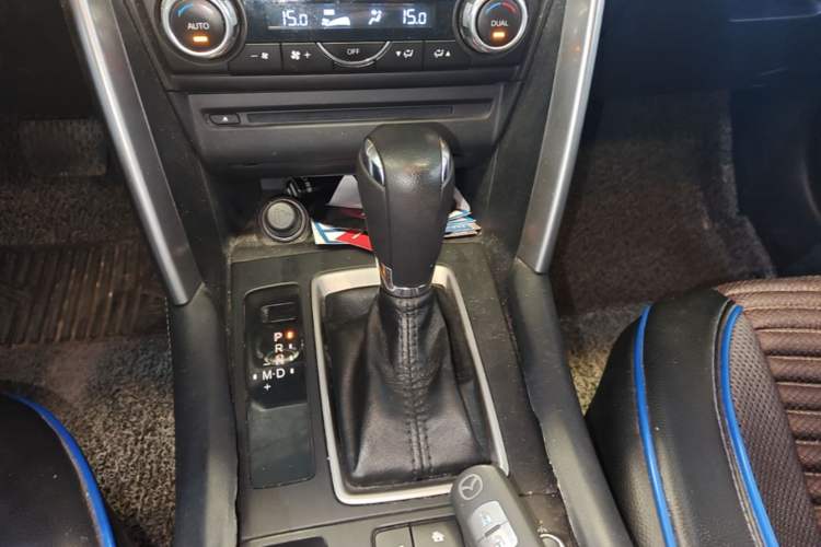 Used Mazda CX-4 2018 2.0L Automatic Two-Wheel Drive Blue Sky Exploration Version China V Standard Gear Lever