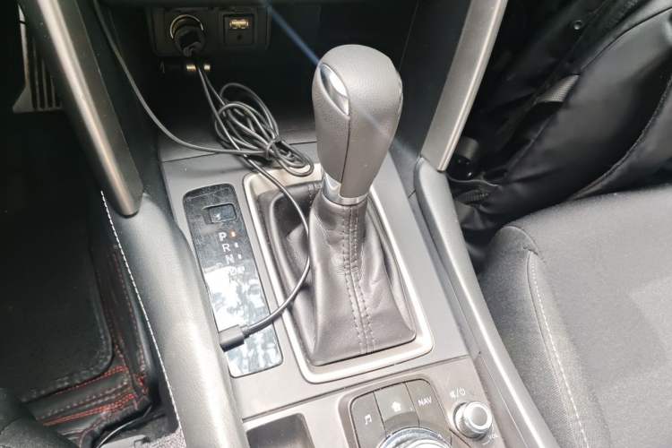 Used Mazda CX-4 2018 2.0L Automatic Two-Wheel Drive Blue Sky Dynamic Version China V Standard Gear Lever