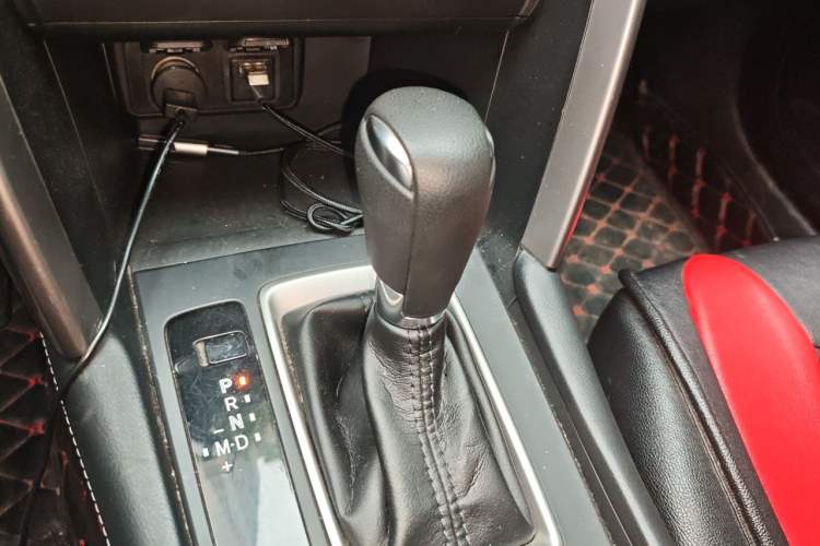 Used Mazda CX-4 2018 2.0L Automatic Two-Wheel Drive Blue Sky Dynamic Version China V Standard Gear Lever