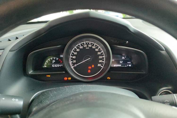 Used Mazda CX-4 2018 2.0L Automatic Two-Wheel Drive Blue Sky Dynamic Version China VI Standard Instrument Cluster
