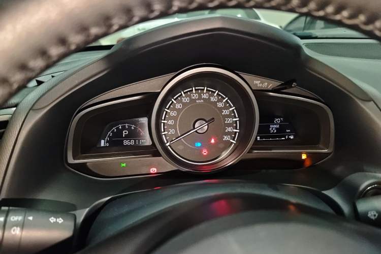 Used Mazda CX-4 2018 2.0L Automatic Two-Wheel Drive Blue Sky Dynamic Version China V Standard Instrument Cluster