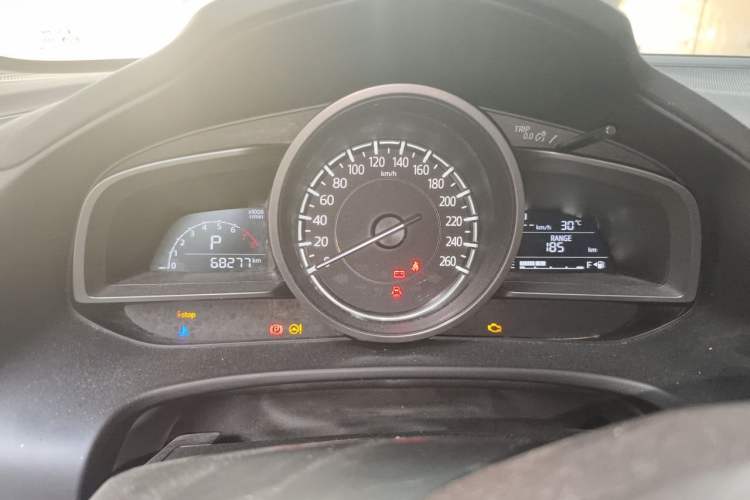 Used Mazda CX-4 2018 2.0L Automatic Two-Wheel Drive Blue Sky Premium Upgrade Version China VI Standard Instrument Cluster