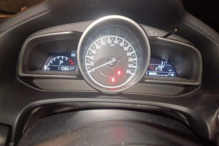 Used Mazda CX-4 2018 2.0L Automatic Two-Wheel Drive Blue Sky Dynamic Version China V Standard Instrument Cluster