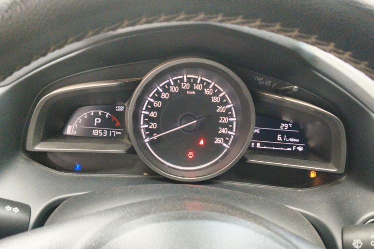 Used Mazda CX-4 2018 2.0L Automatic Two-Wheel Drive Blue Sky Dynamic Version China V Standard Instrument Cluster