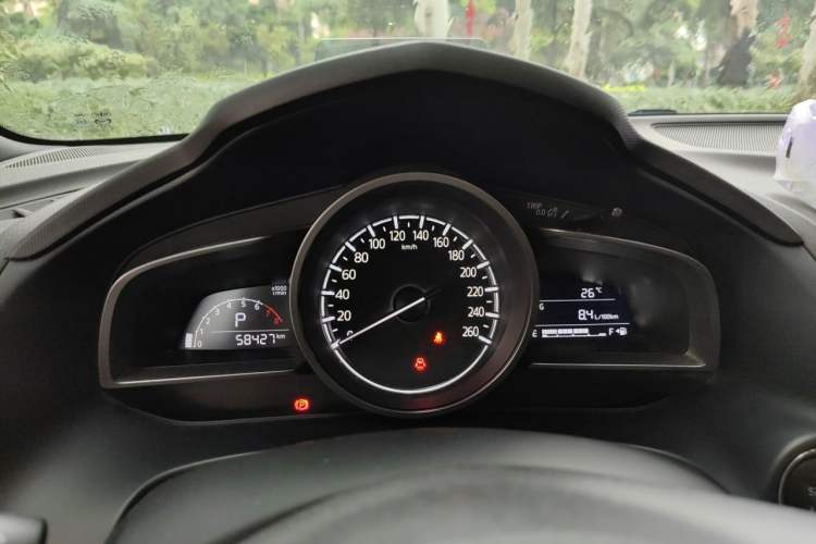 Used Mazda CX-4 2018 2.0L Automatic Two-Wheel Drive Blue Sky Luxury Edition Instrument Cluster