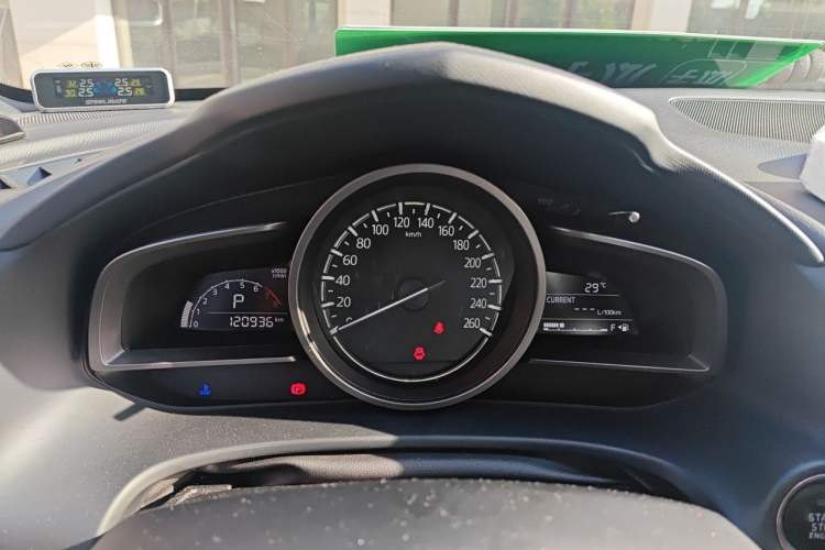 Used Mazda CX-4 2018 2.0L Automatic 2WD Blue Sky Exploration Edition China VI Standard Instrument Cluster