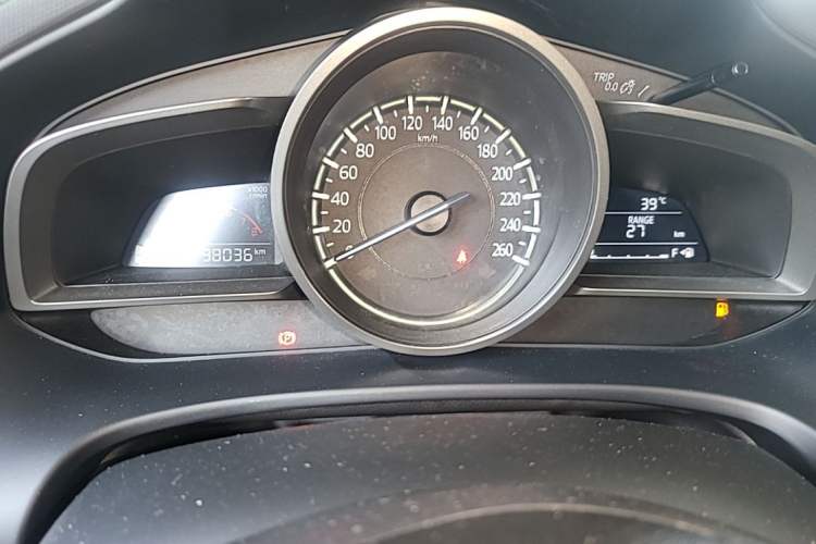Used Mazda CX-4 2018 2.0L Automatic Two-Wheel Drive Blue Sky Premium Upgrade Version China VI Standard Instrument Cluster