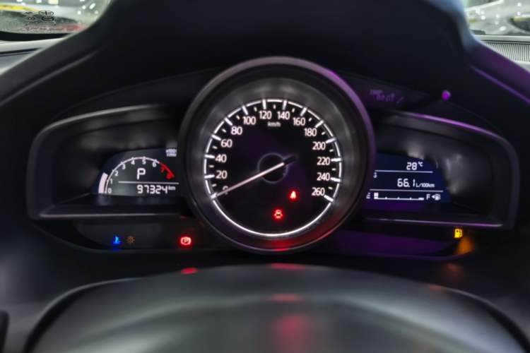 Used Mazda CX-4 2018 2.0L Automatic Two-Wheel Drive Blue Sky Exploration Version China V Standard Instrument Cluster