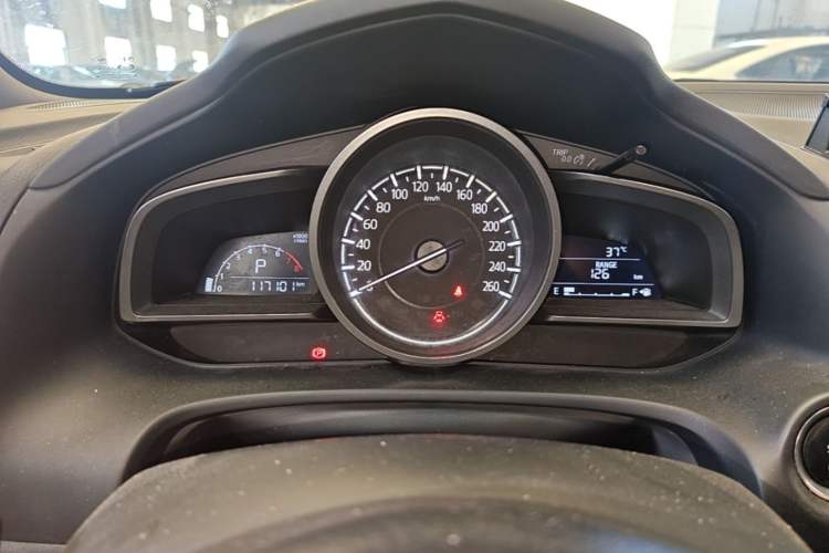Used Mazda CX-4 2018 2.0L Automatic Two-Wheel Drive Blue Sky Exploration Version China V Standard Instrument Cluster