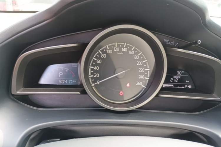 Used Mazda CX-4 2018 2.0L Automatic Two-Wheel Drive Blue Sky Dynamic Version China V Standard Instrument Cluster