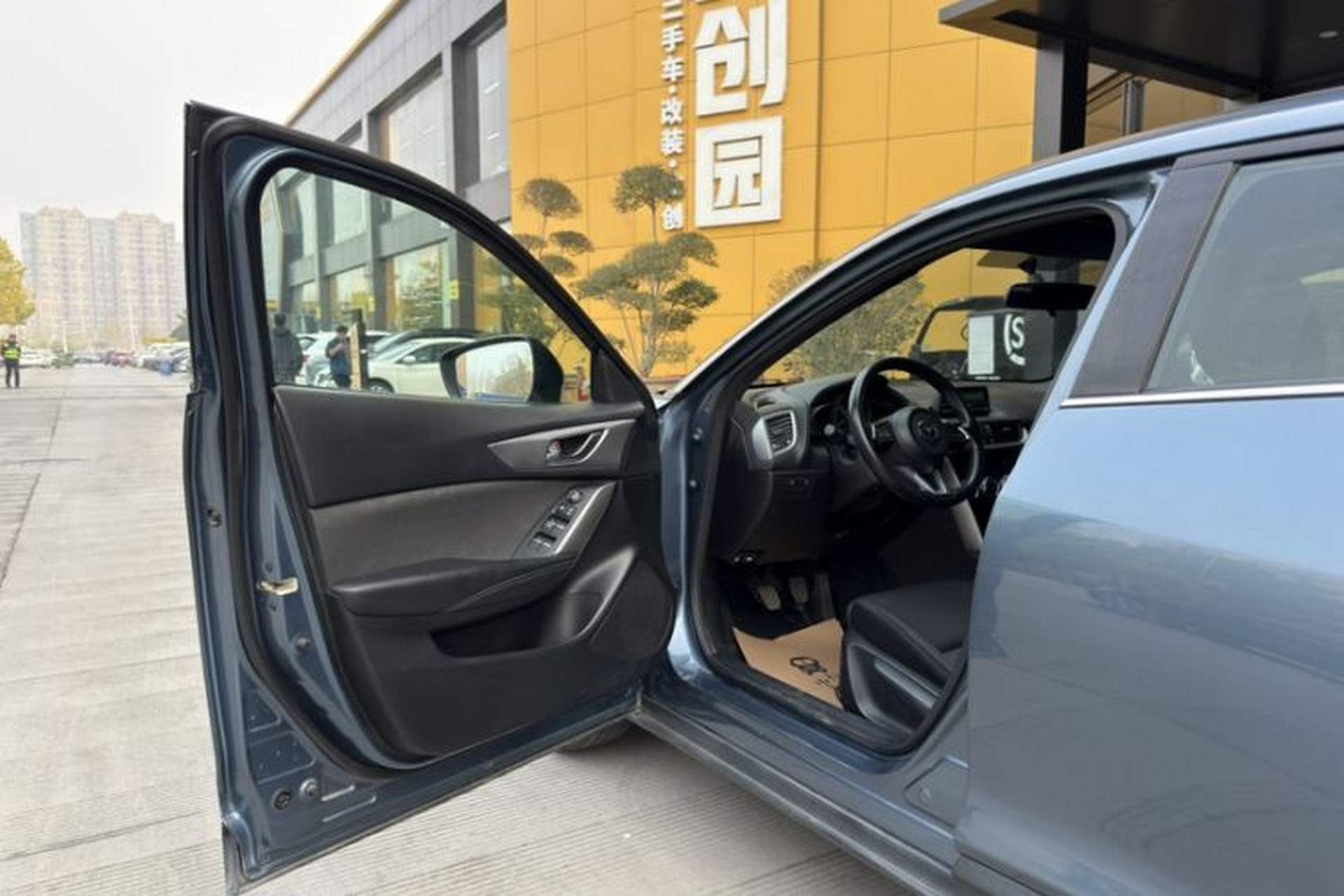 Used Mazda CX-4 2018 2.0L Manual Two-Wheel Drive Blue Sky Dynamic Edition China V Standard Interior 8