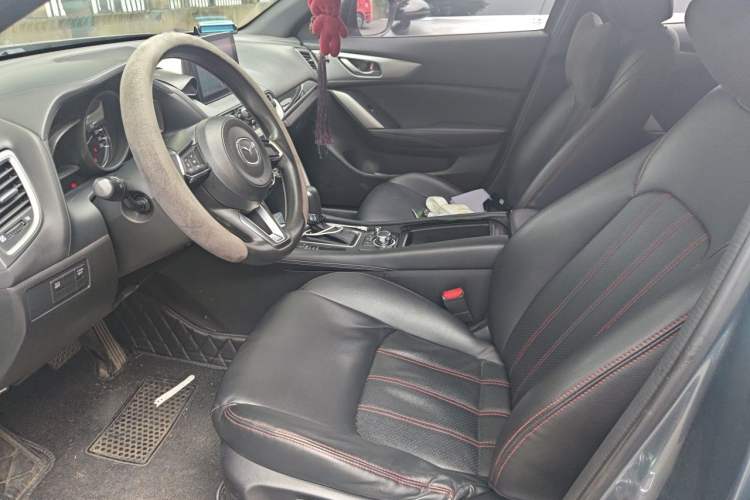 Used Mazda CX-4 2018 2.0L Automatic Two-Wheel Drive Blue Sky Dynamic Version China VI Standard Left Front Seat