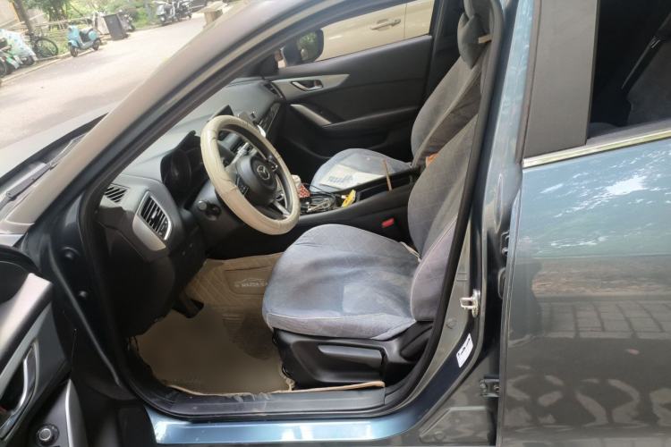 Used Mazda CX-4 2018 2.0L Automatic Two-Wheel Drive Blue Sky Dynamic Version China VI Standard Left Front Seat