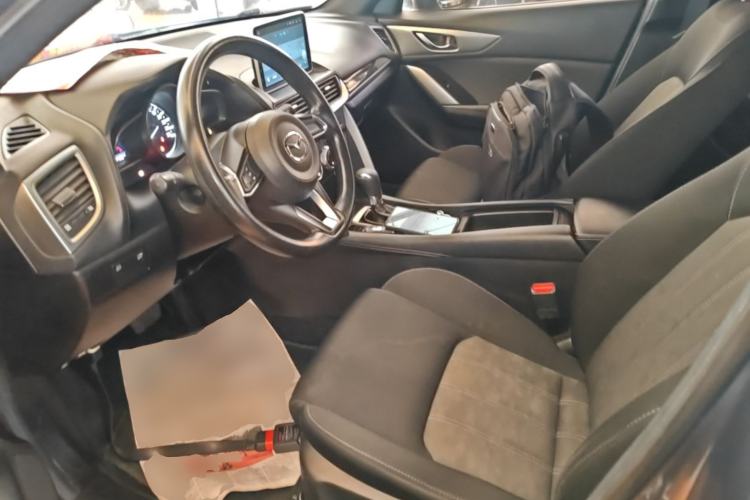 Used Mazda CX-4 2018 2.0L Automatic Two-Wheel Drive Blue Sky Dynamic Version China V Standard Left Front Seat
