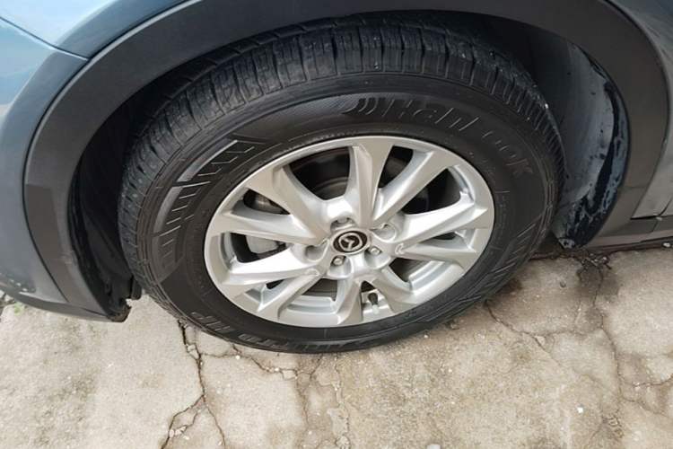 Used Mazda CX-4 2018 2.0L Automatic Two-Wheel Drive Blue Sky Luxury Edition Left Front Wheel Hub