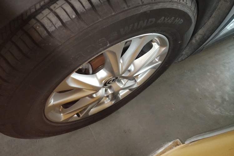 Used Mazda CX-4 2018 2.0L Automatic Two-Wheel Drive Blue Sky Luxury Edition Left Front Wheel Hub