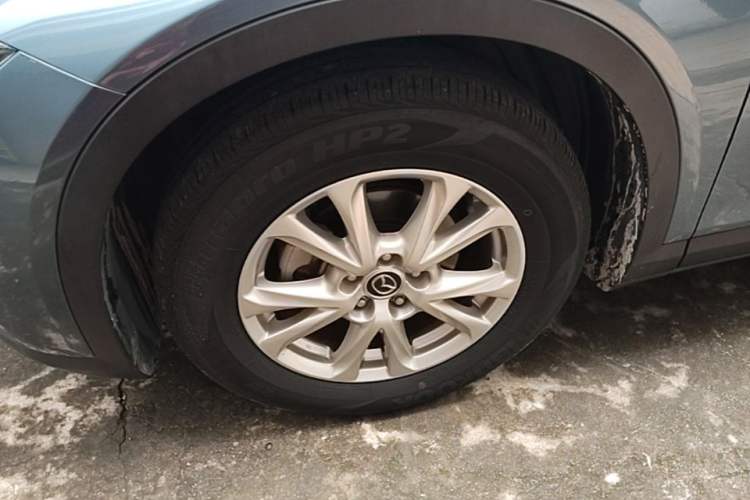 Used Mazda CX-4 2018 2.0L Automatic Two-Wheel Drive Blue Sky Dynamic Version China VI Standard Left Front Wheel Hub