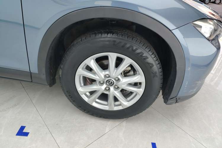 Used Mazda CX-4 2018 2.0L Automatic Two-Wheel Drive Blue Sky Dynamic Version China VI Standard Left Front Wheel Hub