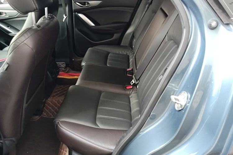 Used Mazda CX-4 2018 2.0L Automatic Two-Wheel Drive Blue Sky Luxury Edition Left Rear Seat